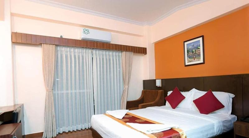 Hotel Eco Tree image