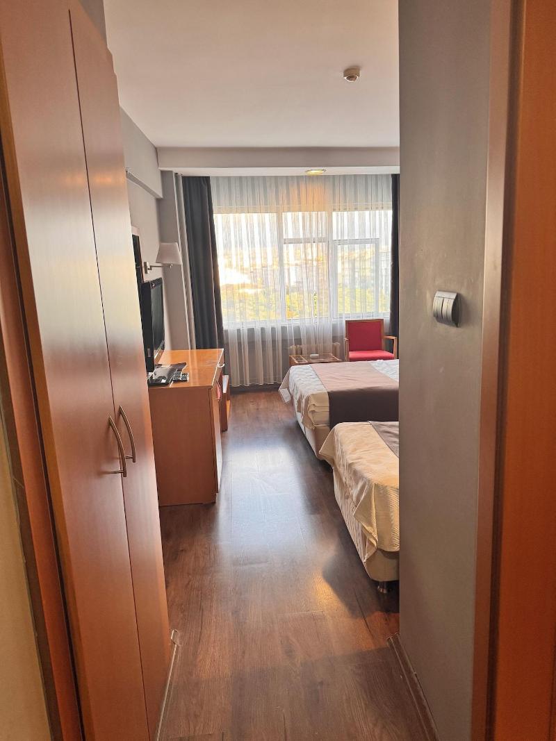 Simisso Hotel image