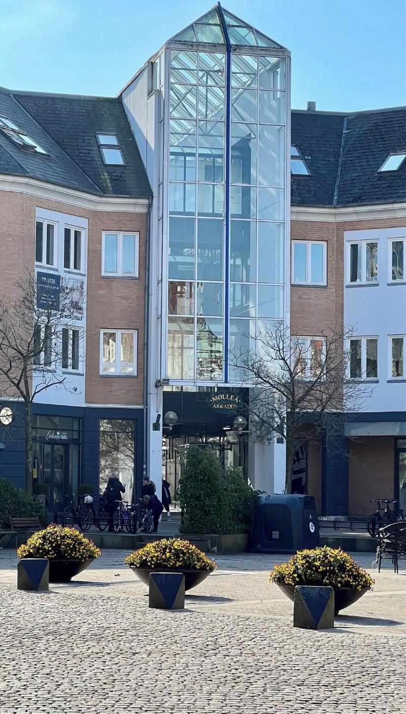 Mortens Kro Restaurant Suites image