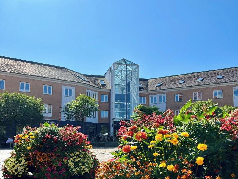 Mortens Kro Restaurant Suites image