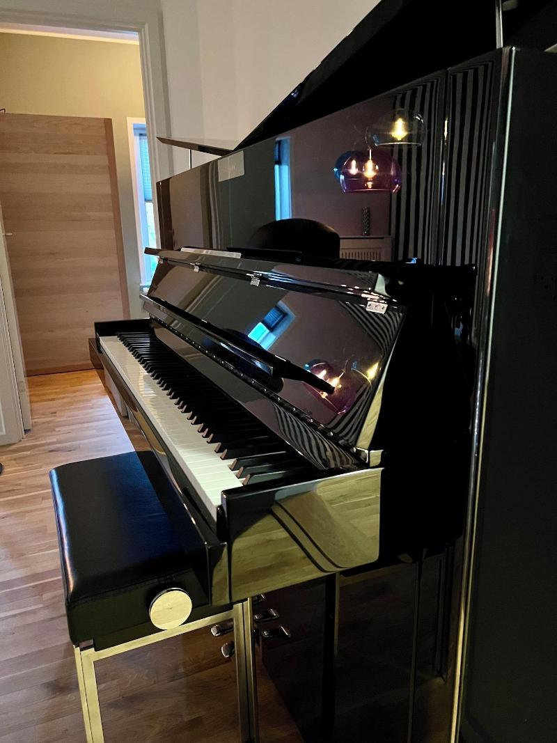 Mortens Kro Restaurant Suites image