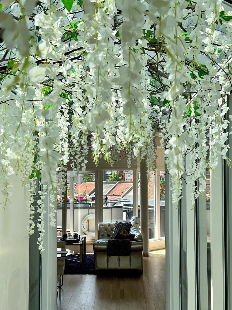 Mortens Kro Restaurant Suites image