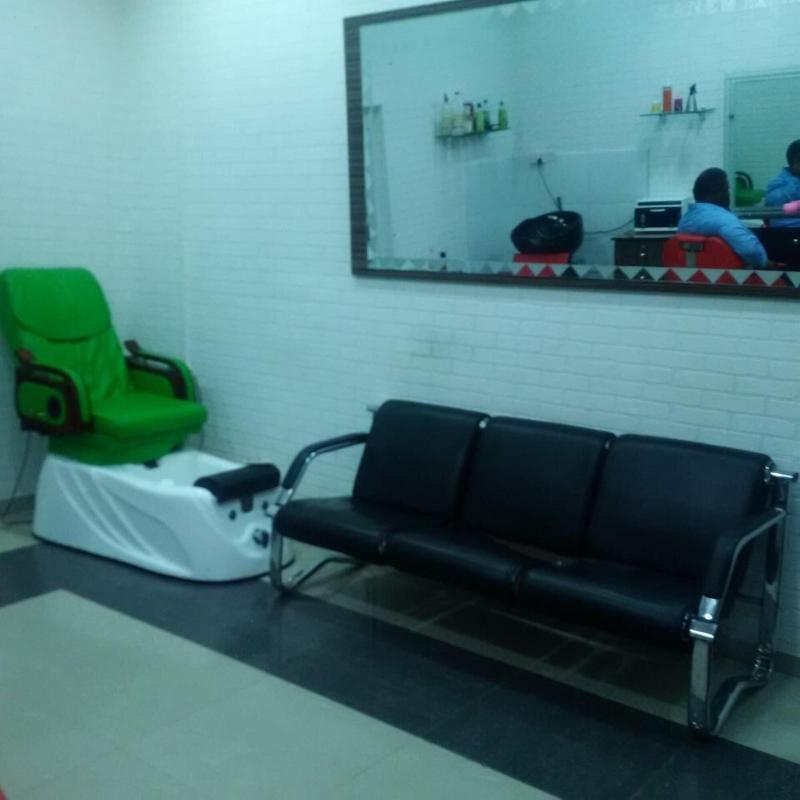 Kanem Suites image