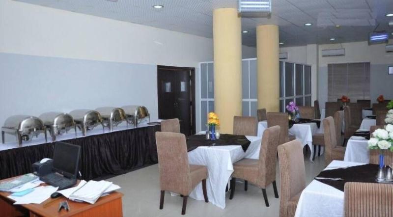 Kanem Suites image
