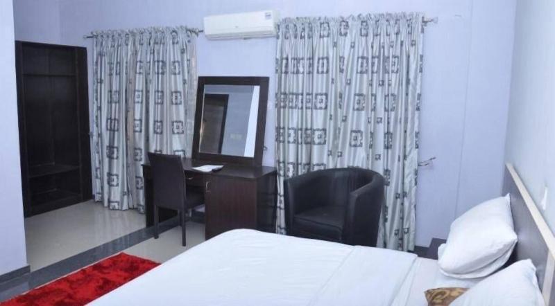 Kanem Suites image