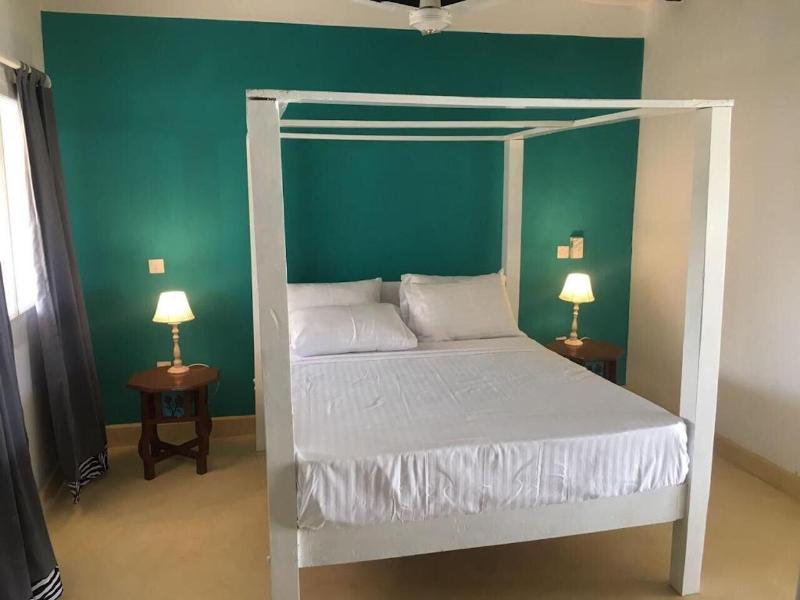 Pole Pole Beach House image