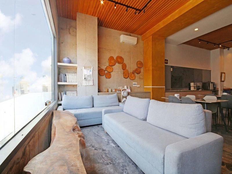 House16 image