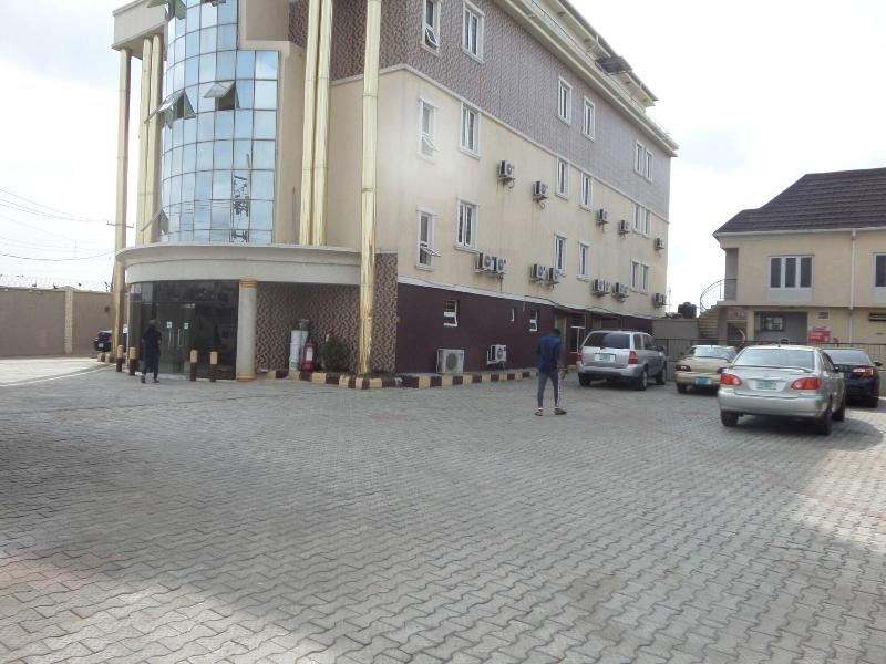 Serena Hotel Suites image