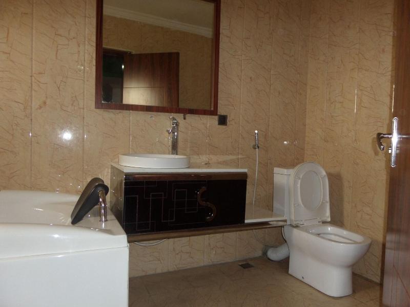 Serena Hotel Suites image