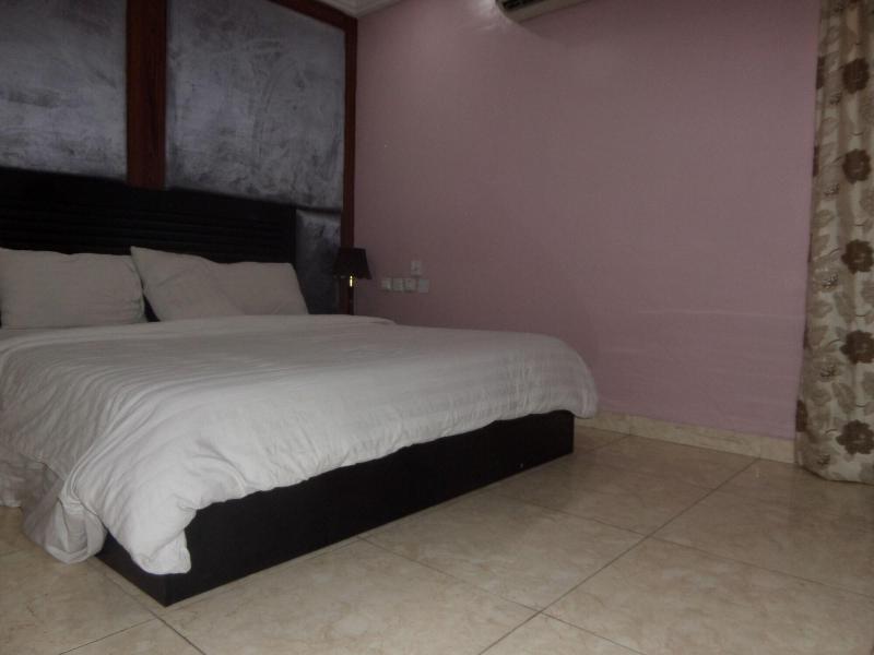 Serena Hotel Suites image