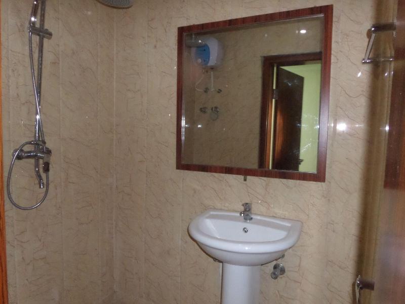 Serena Hotel Suites image