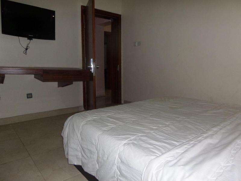 Serena Hotel Suites image