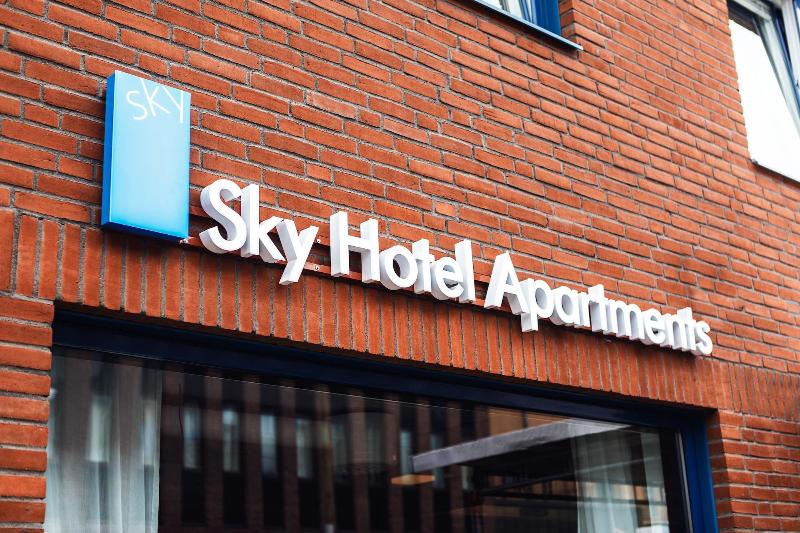 Sky Hotel Apartments City — general view