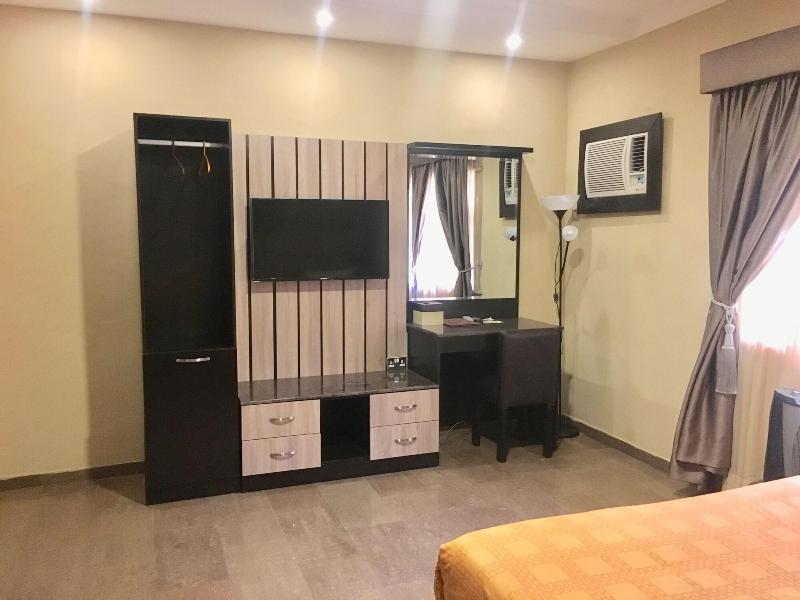 Elicris Hotel image