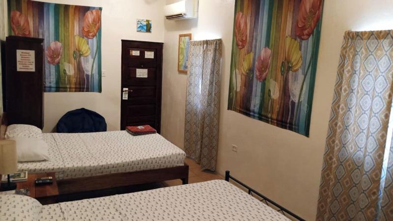 Max Rooms image