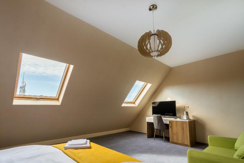 Hotel London image