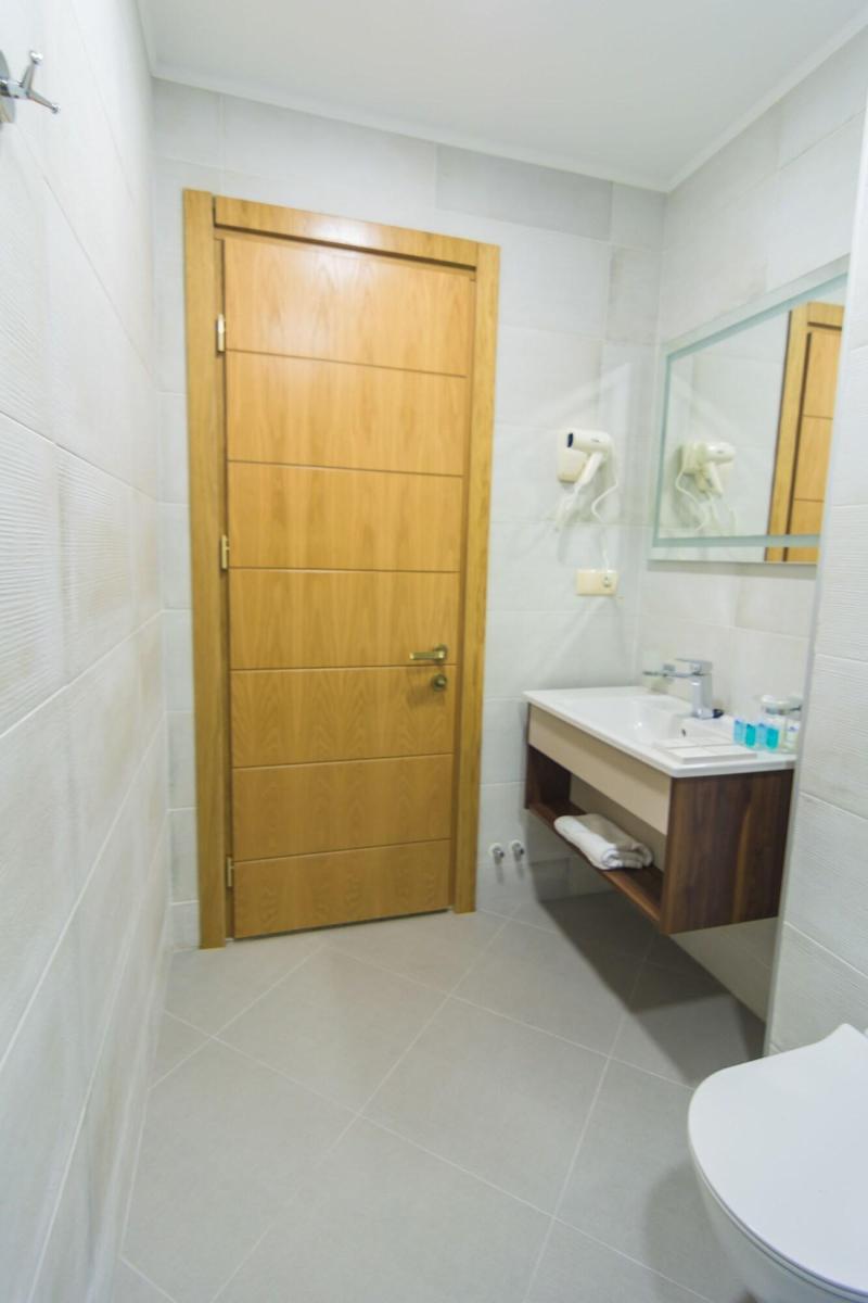 Hotel London image
