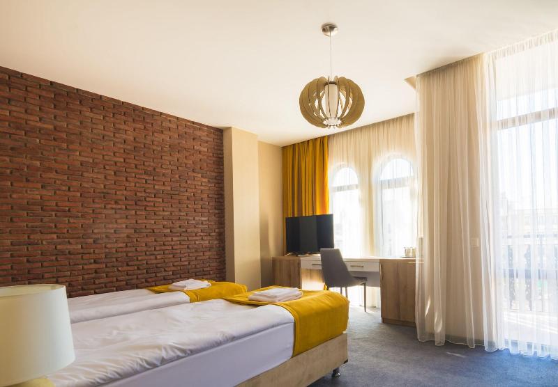 Hotel London image