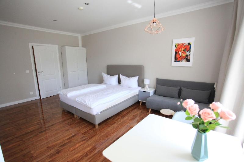 Zollikof Aparts Sauna Studioapartments image