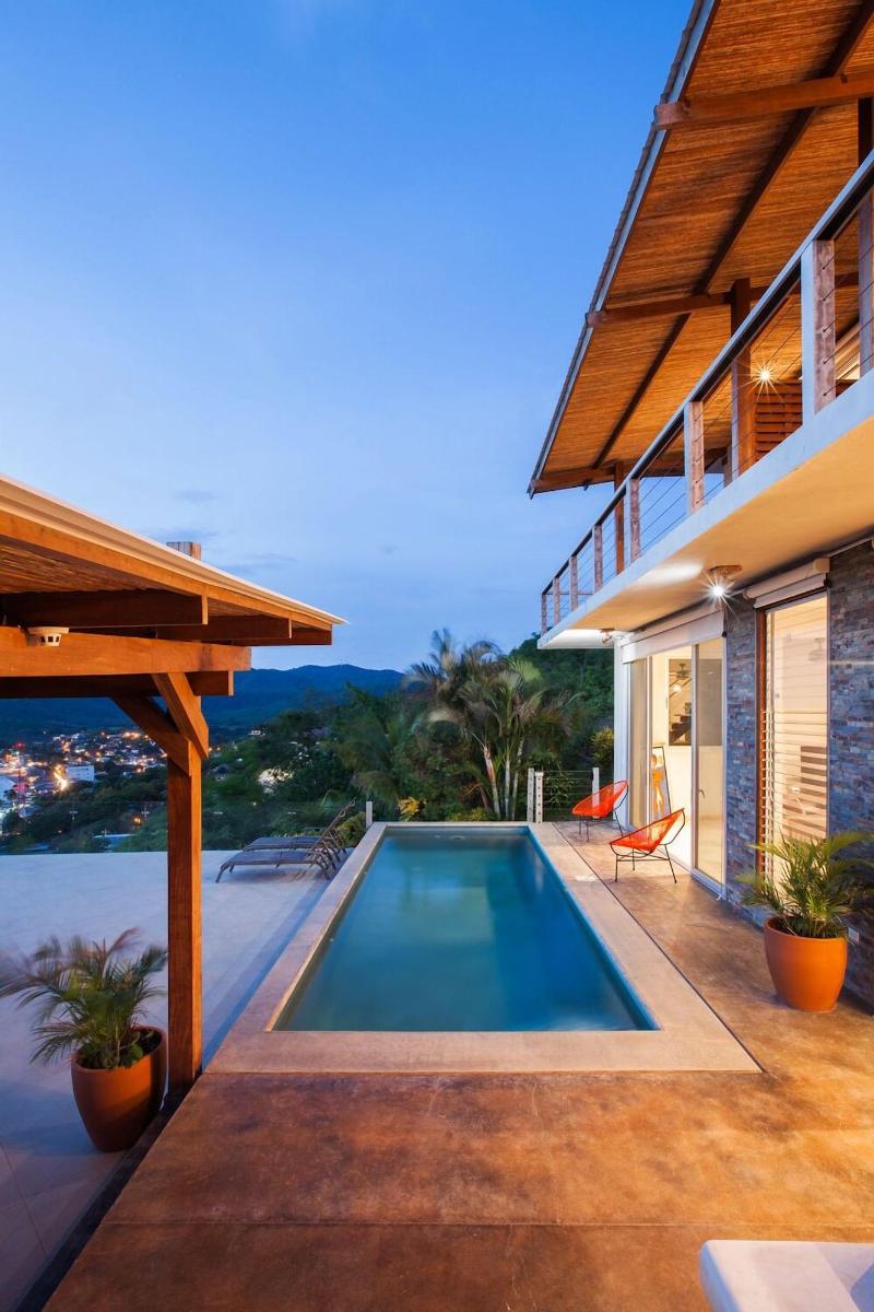 Casa Cha Cha Cha B B image