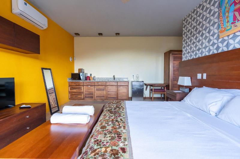 Casa Cha Cha Cha B B image