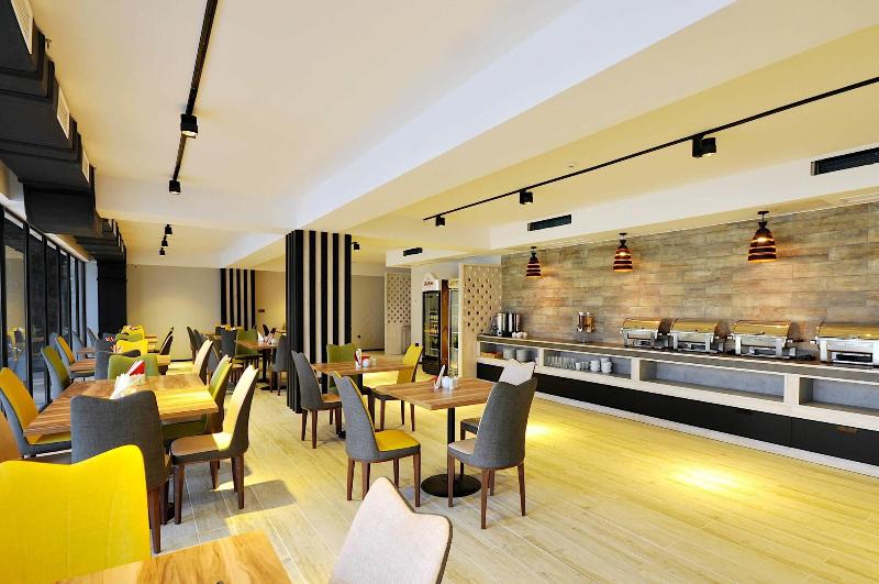 Jazz Hotel image