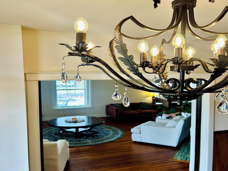 Grand Lux Inn