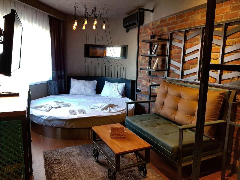Mansion Gorki image