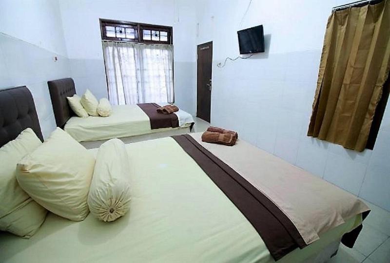 418 Setra House image