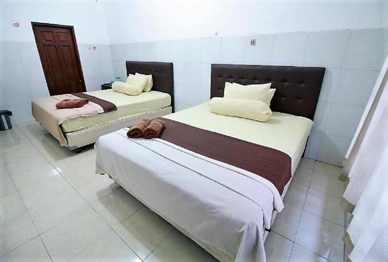 418 Setra House image