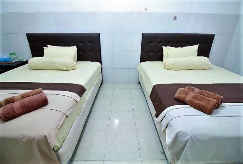418 Setra House image