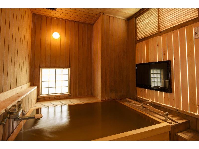 Izu Azuma image