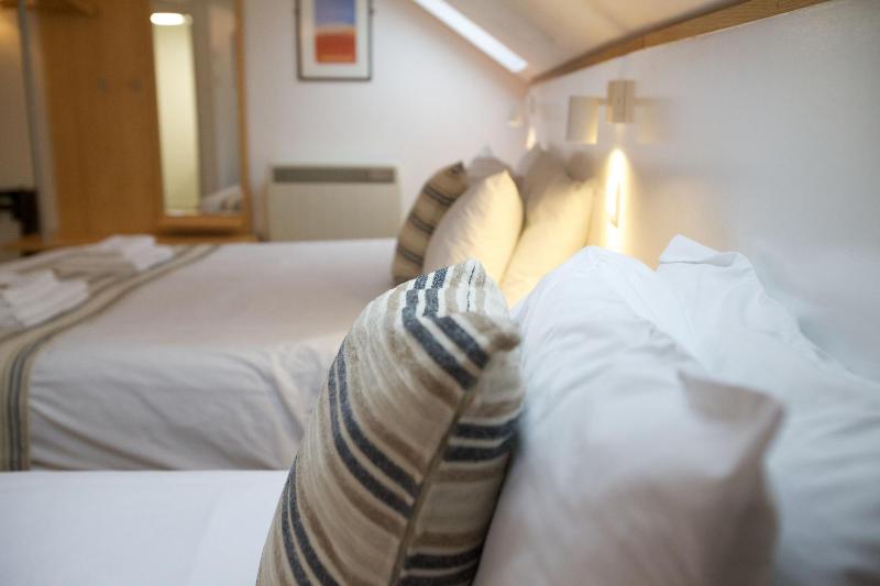 Ferry Inn Stromness image