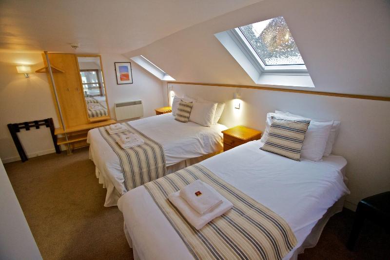 Ferry Inn Stromness image