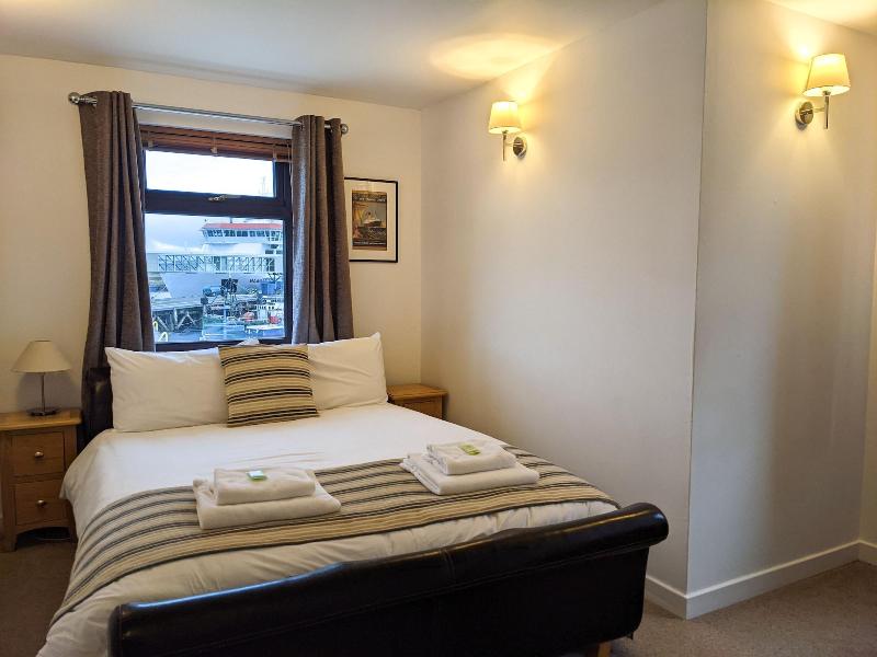 Ferry Inn Stromness image