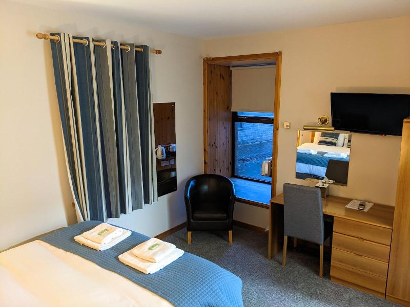 Ferry Inn Stromness image
