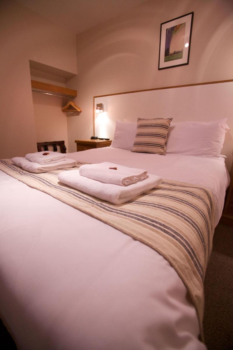 Ferry Inn Stromness image