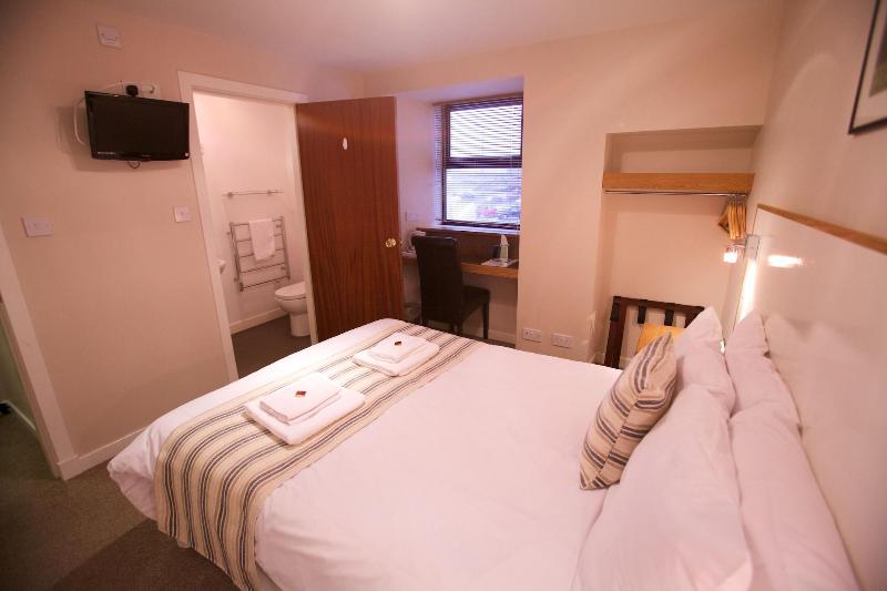 Ferry Inn Stromness image