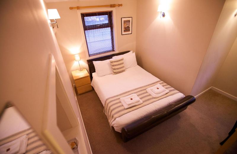 Ferry Inn Stromness image