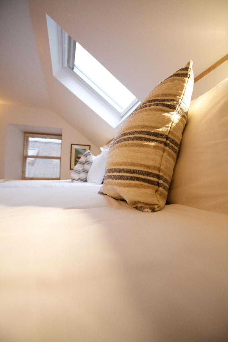 Ferry Inn Stromness image