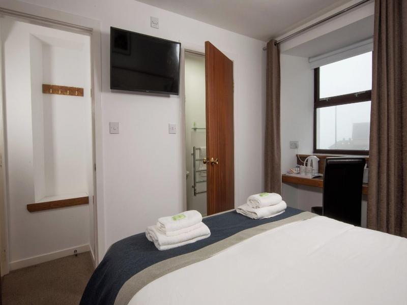 Ferry Inn Stromness image
