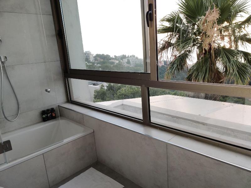 Luxury Suites By Notaly Ariel image