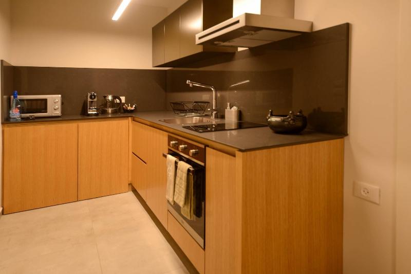 Luxury Suites By Notaly Ariel image