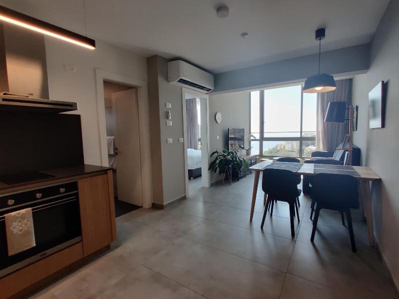Luxury Suites By Notaly Ariel image