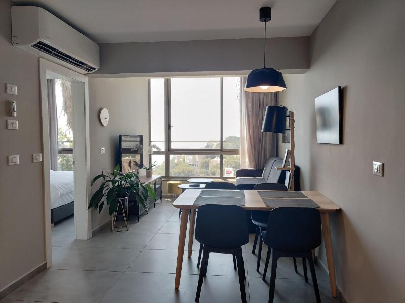 Luxury Suites By Notaly Ariel image