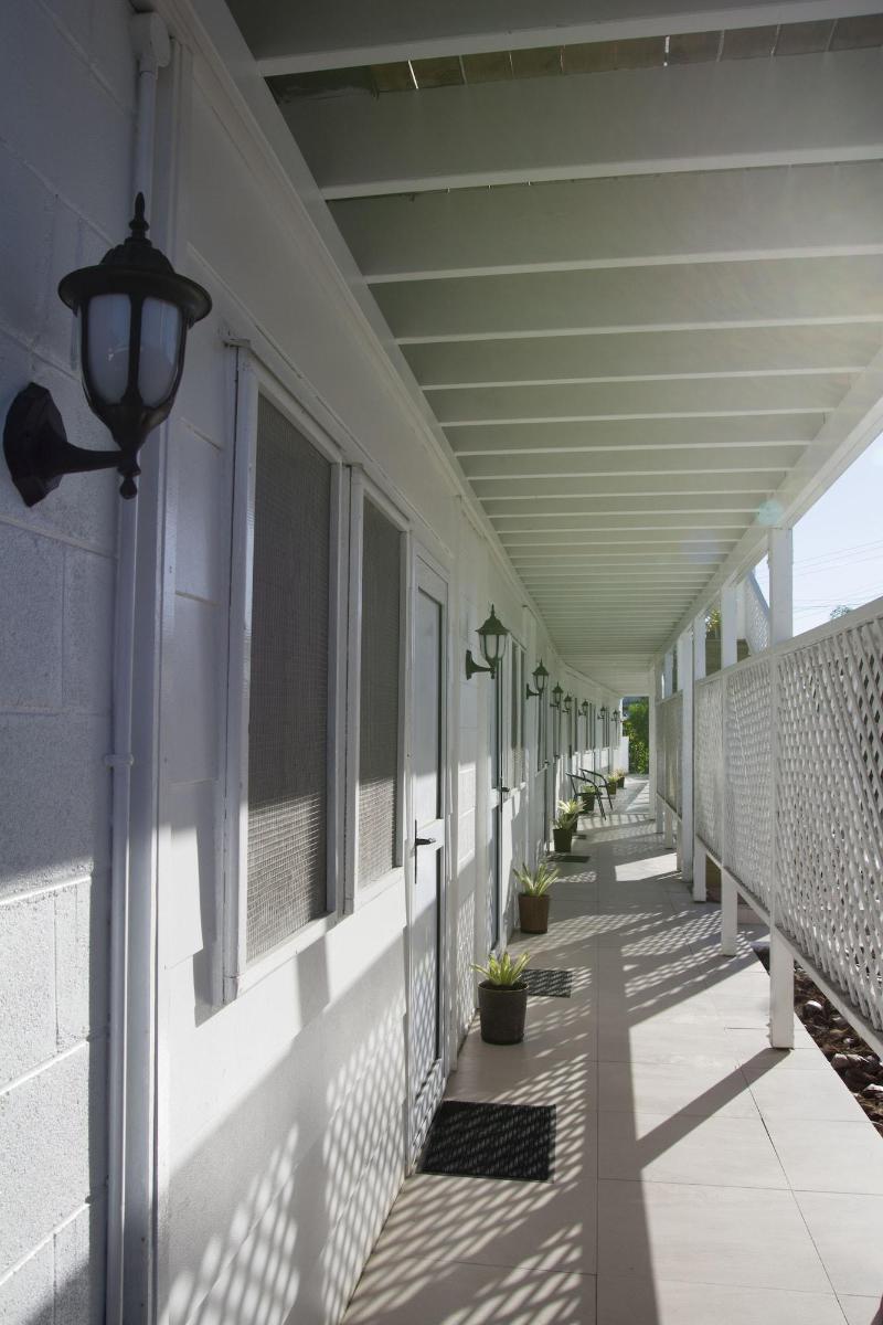 The White House Hotel Samoa image