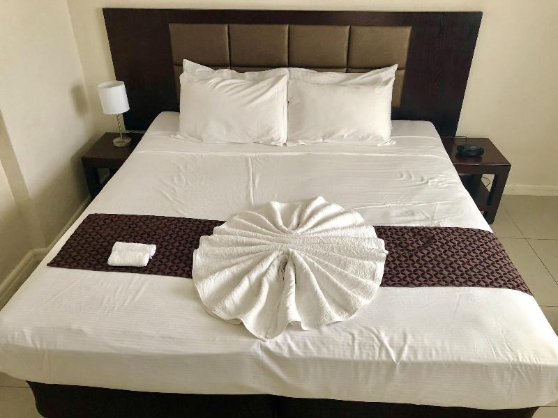 The White House Hotel Samoa image