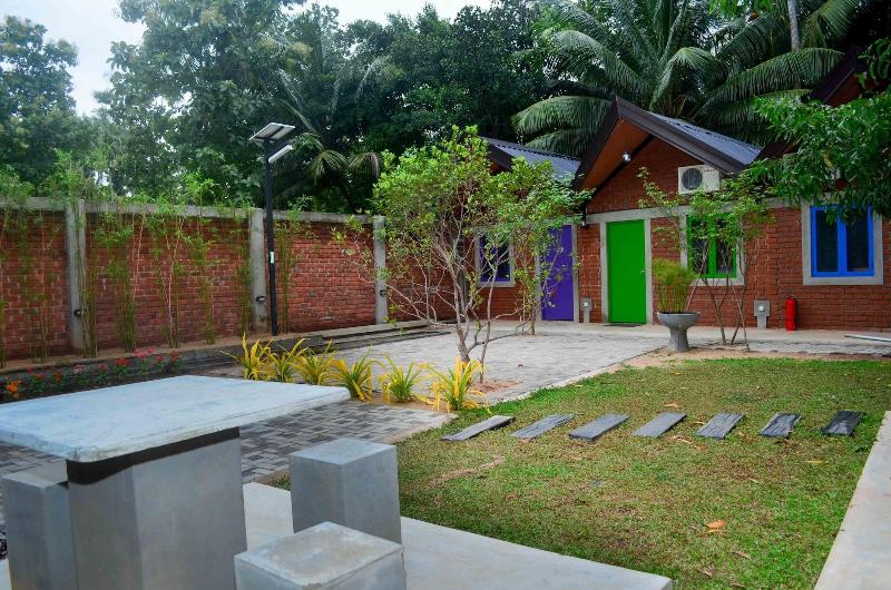Laana Villa image