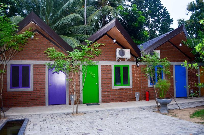 Laana Villa image
