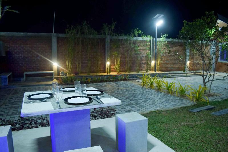 Laana Villa image
